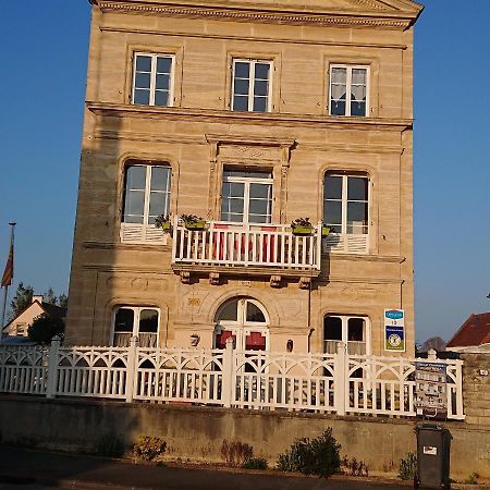 Bed and Breakfast Joyeux Reveil Курсёль-сюр-Мер Экстерьер фото