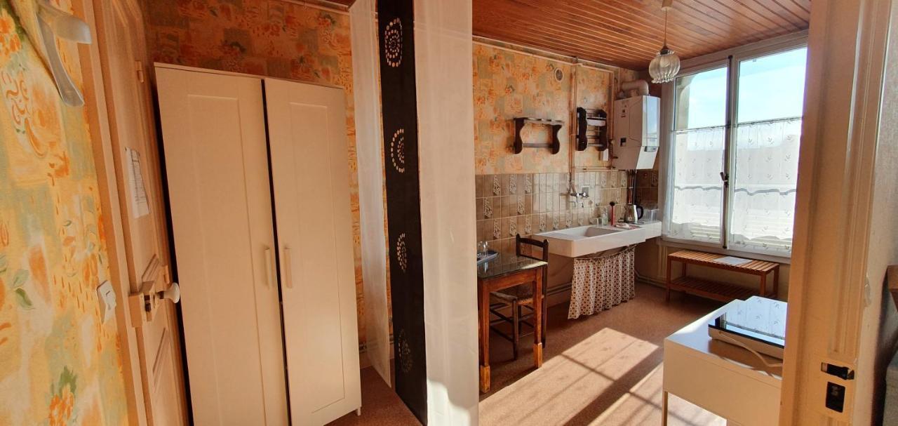 Bed and Breakfast Joyeux Reveil Курсёль-сюр-Мер Экстерьер фото
