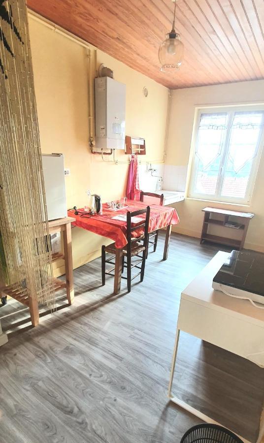 Bed and Breakfast Joyeux Reveil Курсёль-сюр-Мер Экстерьер фото